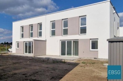 Doppelhaushälfte mit Terrasse und Garten - Top 20