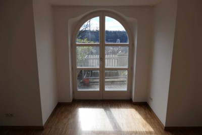 Helle 2-Zimmer Wohnung in Esslingen am Neckar in denkmalgeschütztem Haus