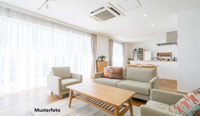 Einfamilien-Doppelhaushälfte mit Fachwerkcharme