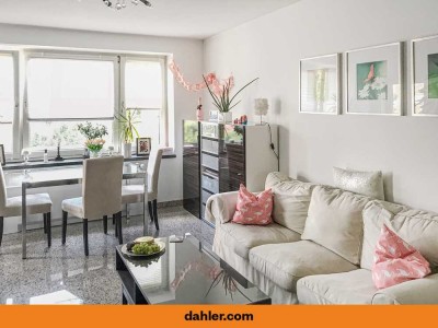 Lichtdurchflutete 2-Zimmer-Wohnung mit Sonnenbalkon und wertiger Ausstattung