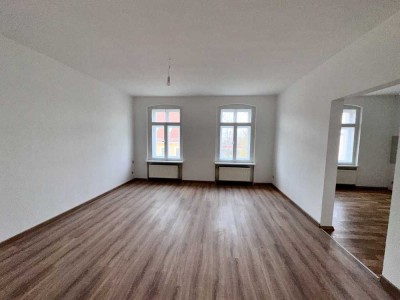 geräumige 3 Raum Wohnung in der Innenstadt