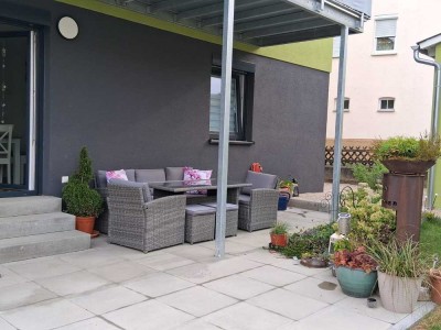 Exklusive 3-Raum-EG-Wohnung mit gehobener Innenausstattung und eigenen Garten