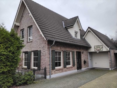 Charmantes Einfamilienhaus im Landhausstil mit großer Garage in begehrter Lage von Gronau-Epe