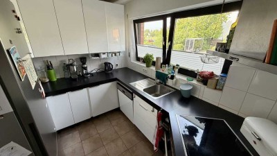 Köln-Sürth! Charmantes Reihenhaus auf ruhigem Sonnengrundstück!