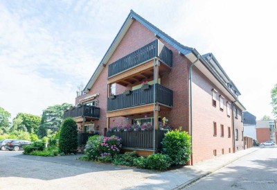 4 Zimmer Maisonette Wohnung mit Dachterrasse - Traumblick  plus 27 m² Hobbyraum in ruhiger Lage