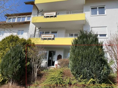 Schöne 2-Zimmer-Erdgeschosswohnung mit Terrasse und Garage