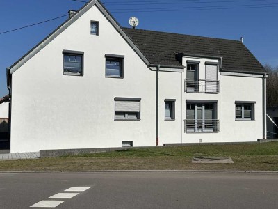 Modernes Wohnhaus EFH mit 2 WE;  direkt am Waldrand gelegen; provisionsfrei; verfügbar ab Ende 2026