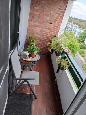 *** gemütliches 2 Zim Appartment mit Balkon ***