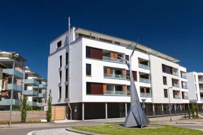 Exklusives Penthouse: Modernes Wohnen mit 2 Dachterrassen, 2 TG-Stellplätzen & 2 Kellern, Stadtmitte
