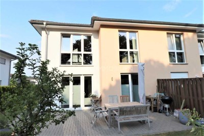 Wohlfühlen in Elmenhorst! Doppelhaushälfte mit tollen Grundrissen und super Energiewerten!