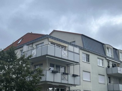 Großzügige 4-Zimmer-Wohnung mit Balkon, Einbauküche und Tiefgarage in Top-Lage von Baunatal