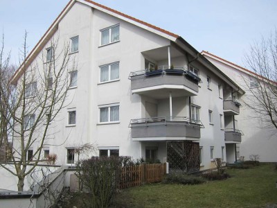 Maisonette-Wohnung mit 3,5 Zi. sowie Balkon und EBK, Klimaanlage inkl. Garagestellplatz, Möglingen.