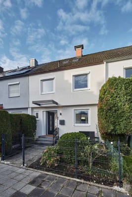 Wunderschönes Reihenhaus mit viel Platz für die ganze Familie - Erstbezug nach Komplettsanierung
