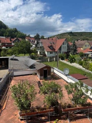 Charmante Dachgeschosswohnung in Bötzingen mit Balkon