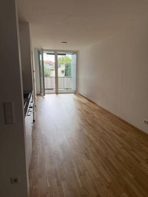 Moderne 2-Zimmer Neubau Wohnung mit Balkon