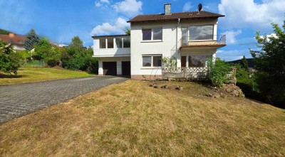 Großzügiges 2-Familienhaus in sonniger Lage von Gelnhausen
