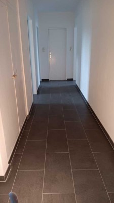 Geschmackvolle 3-Zimmer-Wohnung mit Balkon und Einbauküche in Dachau
