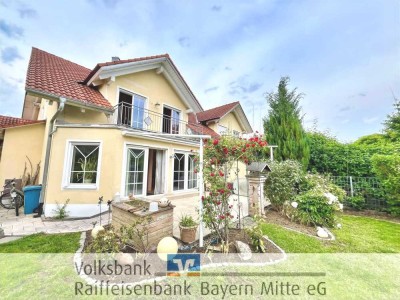 Familienfreundliches Zuhause mit Sauna, Kamin und Gartenidylle