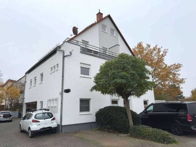 2 Zimmer OG-Wohnung in bester Lage von "Ober-Roden"