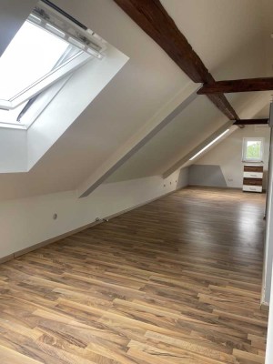 Geräumiges, saniertes 3-Raum-Einfamilienhaus mit EBK in Am Ettersberg Krautheim