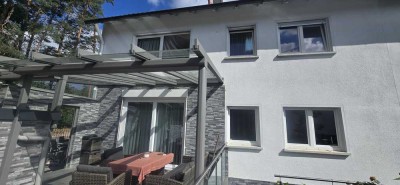 Leben im Grünen: saniertes Ein-/Zweifamilienhaus am Waldrand v. Behringersdorf. Preis u. Marktwert!