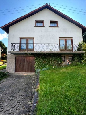 Merzig-Brotdorf: Gepflegtes Einfamilienhaus mit großem Grundstück!