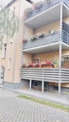 Gepflegte 4-Zimmer-Wohnung mit Balkon in Leipzig-Holzhausen