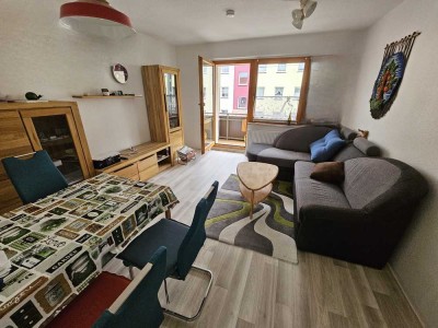 Nachmieter gesucht für schöne helle 2,5 Zimmerwohnung in 07639 Bad-Klosterlausnitz ab 15.10.25