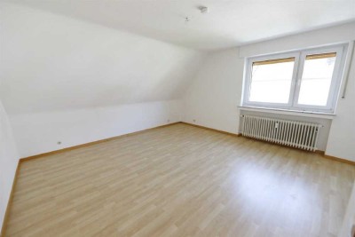 == Frisch gestrichene Wohnung inklusive Gartennutzung in der Lemgoer Innenstadt  ==