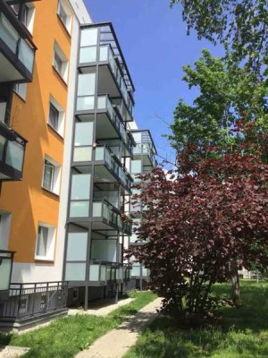 Neue Mieter gesucht! Küche und Bad mit Fenster!