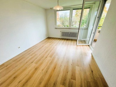 **schön helle 3,5 Zimmer EG Wohnung mit 2 Balkone und Stellplatz in Backnang zu verkaufen**