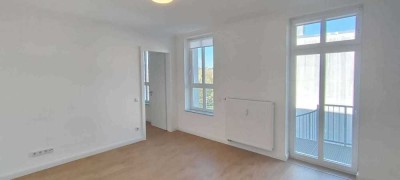Schicke 2 Zimmer Wohnung im Altbau nähe Helios Klinikum ab sofort zu vermieten!