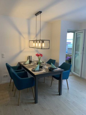 Geschmackvolle 2-Zimmer-Hochparterre-Wohnung mit Loggia und EBK in München Schwabing-West