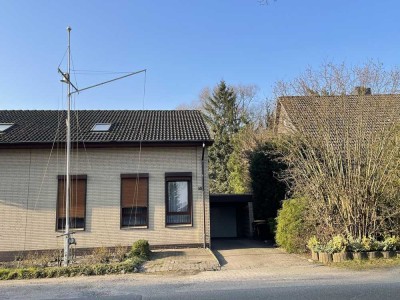 Doppelhaushälfte in gewachsenem Umfeld an einer Fahrradstrasse