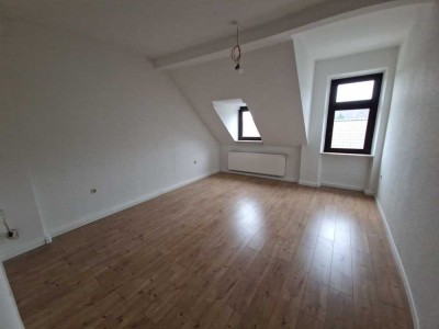 Ko-Güls! Neu renovierte 2-Zimmer-Wohnung!