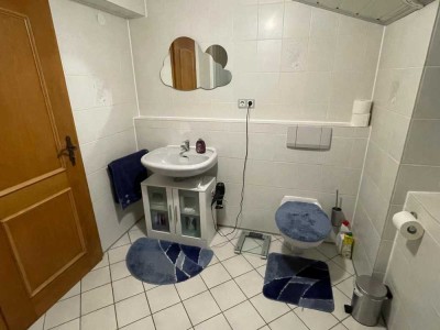 3-Zimmer Dachgeschosswohnung in ruhiger, zentraler Wohnlage, Dornburg-Frickhofen