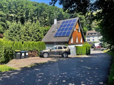 Junges Einfamilienhaus - modern wohnen, günstig leben!