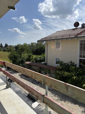 Erstbezug: 3 Zi.-Whg. mit Einbauküche und Süd-Balkon in Taufkirchen (nahe S-Bahn) ab 11/2025