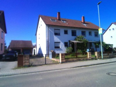 2 Familienhaus mit großen Grundstück Option für weiteren Neubau