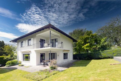 Kleine Villa mit großem Charme - komplett möbliert - einfach einziehen und leben!