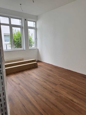 4,5- Zimmer Erdgeschosswohnung in Hockenheim zu vermieten