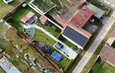 Familienfreundlicher Hof mit PV, Wärmepumpe & großer Scheune
