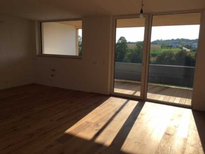 4-Zimmer-Doppelhaushälfte mit Außblick in Viecht, Eching