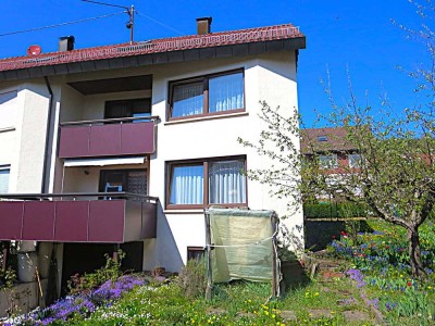 Geräumiges Reihenendhaus mit 8 Zimmer und nettem Gärtle