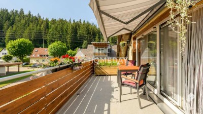 Wohntraum über den Dächern von Titisee: charmante Wohnung mit 2 Balkonen & gepflegter Ausstattung