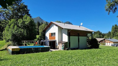 Großzügiges Ferienhaus in idyllischer Lage zu verkaufen