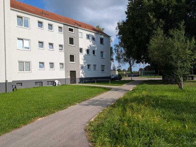 Geschmackvolle 3-Zimmer-Wohnung mit separatem Büro und Balkon in Weißenhorn