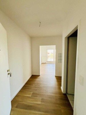 Erstbezug nach Renovierung - Ruhiges 1-Zimmer-Appartment in verkehrsgünstiger Lage