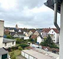 Geräumige 2 ZKB Wohnung mit Balkon