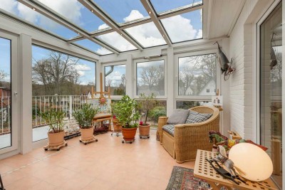 Einfamilienhaus mit Wintergarten und Option zur Einliegerwohnung